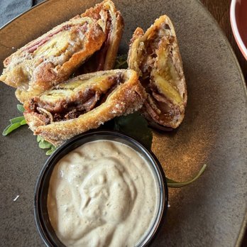 28 North Gastropub & Scratch Kitchen - Cuban Egg Rolls - Gastropubs Near Me - Melbourne, Florida 28 North Gastropub & Scratch Kitchen - Cuban Egg Rolls - Gastropubs Near Me - Melbourne, Florida