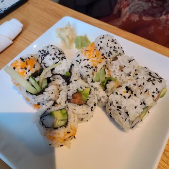 Tavernakaya - Avocado Rolls - Japanese Near Me - Madison, Wisconsin