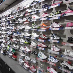 Champs Sports Stores