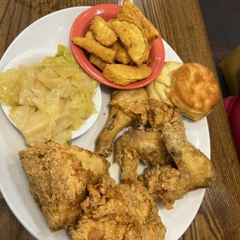Johnny's Farm House - 5 pieces of fried chicken wtih two sides (cabbage and fried squash) and a buttermilk biscuit ($15.95) - Chicken Shop Near Me - Concord, North Carolina Johnny's Farm House - 5 pieces of fried chicken wtih two sides (cabbage and fried squash) and a buttermilk biscuit ($15.95) - Chicken Shop Near Me - Concord, North Carolina