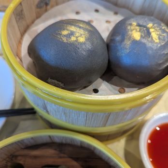 HL Peninsula Garden - Lava bun - Hot Pot Near Me - Burlingame, California HL Peninsula Garden - Lava bun - Hot Pot Near Me - Burlingame, California