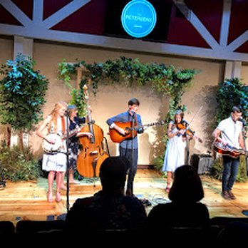 The Petersens - Music Venues Near Me - Branson, Missouri