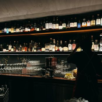 Suspiro - Gorgeous Bar Setup - Spanish Near Me - San Jose, California