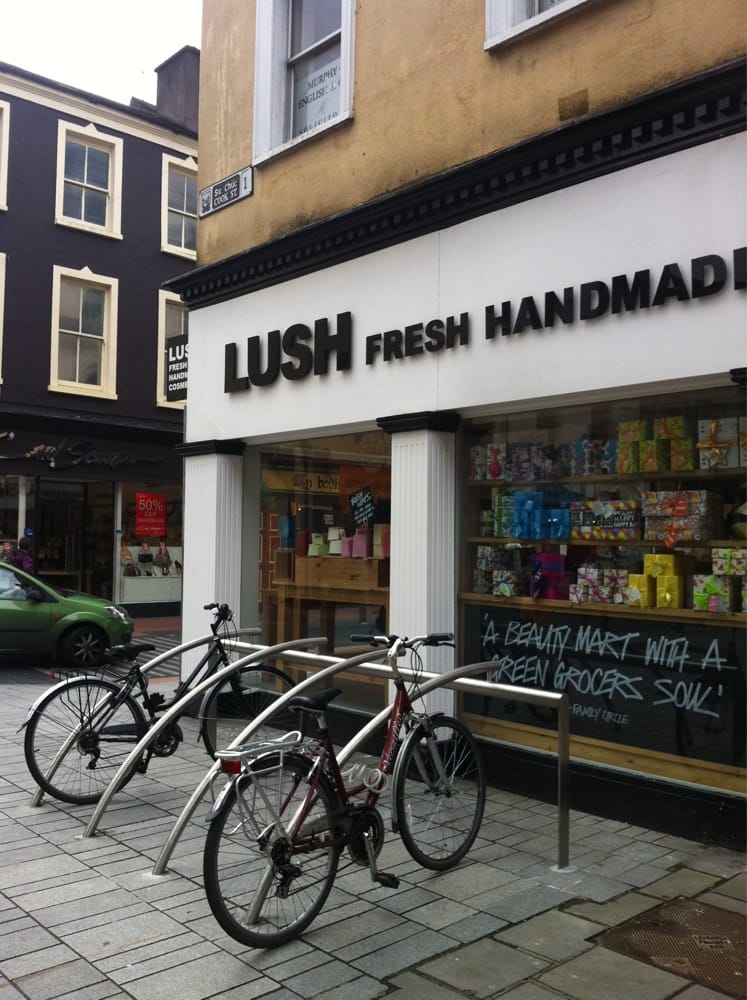 LUSH 96 Oliver Plunkett Street, Cork, Republic of Ireland Cosmetics