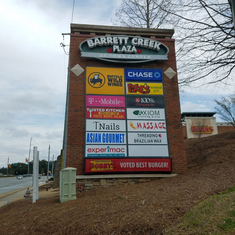 BARRETT CREEK PLAZA Updated August 2024 135 Ernest W Barrett Pkwy