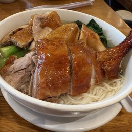 Yummy roast duck and soy chicken vermicelli!! Yummy roast duck and soy chicken vermicelli!!