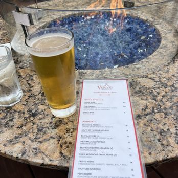 Starlight Lounge - 6/24/25 FYI. Happy hour - Lounges Near Me - Carmel-by-the-Sea, California