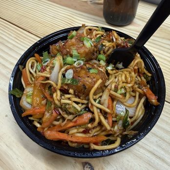 Saffron Xpress - Super Indo-Chinese Bowl, with veggie balls, manchurian flavor - Indian Near Me - Tampa, Florida Saffron Xpress - Super Indo-Chinese Bowl, with veggie balls, manchurian flavor - Indian Near Me - Tampa, Florida