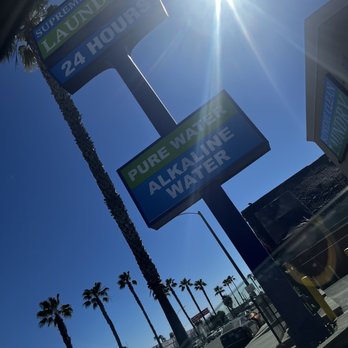 Supreme Clean Laundry - Laundromat Near Me - Chula Vista, California