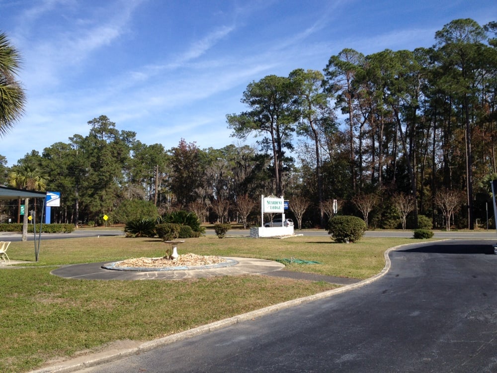 STARDUST LODGE Updated September 2024 210 Bedell Ave, Woodbine