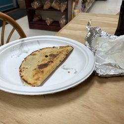 Le Flor De Jalisco Shakopee Market - Quesadilla handmade tortilla