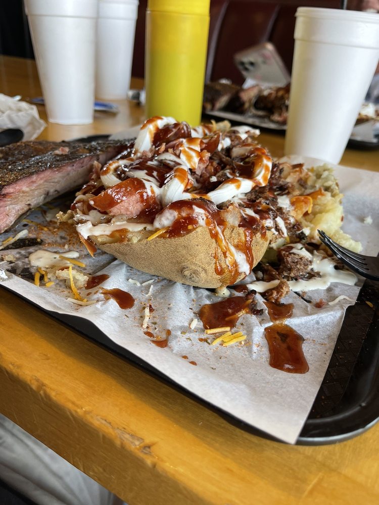 Food from Daddy Bs BBQ