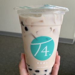 T4 - Classical Rose Milk Tea with Pearls