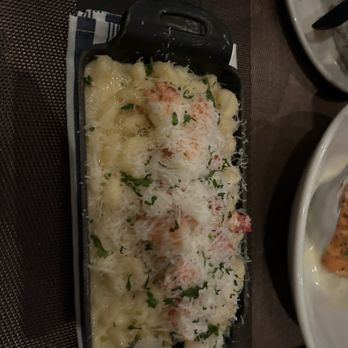 LowCountry Steak - Lobster Mac and Cheese - Southern Near Me - Atlanta, Georgia LowCountry Steak - Lobster Mac and Cheese - Southern Near Me - Atlanta, Georgia