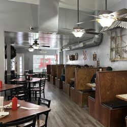 June's Restaurant - Interior