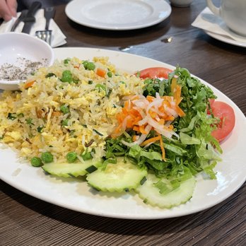 PT Eatery - Side of fried rice & salad (accompaniment to Sizzling Beef Tenderloin entree) - Vietnamese Near Me - San Diego, California PT Eatery - Side of fried rice & salad (accompaniment to Sizzling Beef Tenderloin entree) - Vietnamese Near Me - San Diego, California