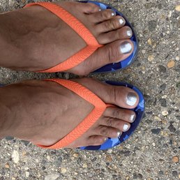 Pedi with silver metallic color Pedi with silver metallic color