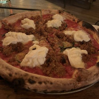 Il Brutto - Burrata Pizza - Italian Near Me - Austin, Texas