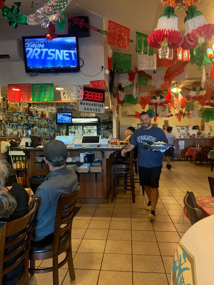 Reuben's Mexican Food