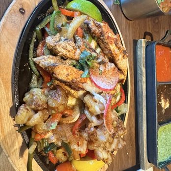 Local Lime | Germantown - Chicken and Shrimp Fajitas - Tacos Near Me - Germantown, Tennessee Local Lime | Germantown - Chicken and Shrimp Fajitas - Tacos Near Me - Germantown, Tennessee