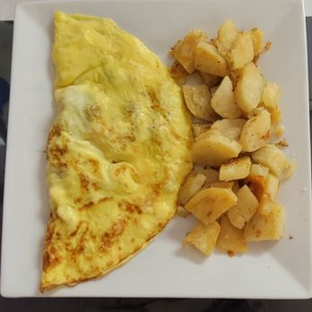 Rowena's Diner - Sausage omelet - Italian Near Me - Arnold, Missouri