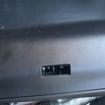 Take 5 Oil Change - Broken latch is now stuck inside - Oil Change Stations Near Me - College Station, Texas