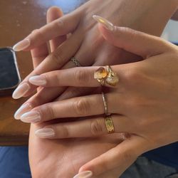 In'Dulgence Nail Spa - Pink chrome almond shape nails
