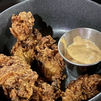 Henry Parsons Project - Fried oysters - New American Near Me - Pasadena, California