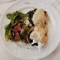 caffè HABITŪ - Eggs Florentine.