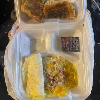 Brass Lamp Villa - skillet - Breakfast & Brunch Near Me - North Branch, Michigan Brass Lamp Villa - skillet - Breakfast & Brunch Near Me - North Branch, Michigan