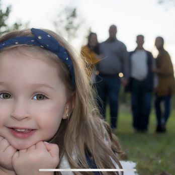 Mark Zamora Photography - Family session are fun - Videographers Near Me - Omaha, Nebraska Mark Zamora Photography - Family session are fun - Videographers Near Me - Omaha, Nebraska