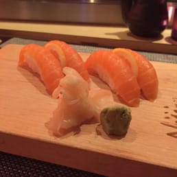 Salmon Nigiri