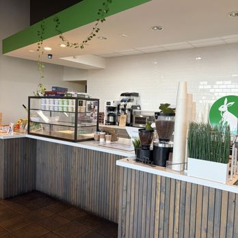 Lucky's Coffee Roasters - Coffee & Tea Near Me - Claremont, California