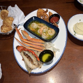 Red Lobster - Seafood Near Me - Baton Rouge, Louisiana