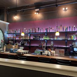 Pacioni's Pizzeria - Bar