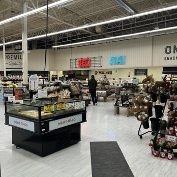 Fresh Thyme Market - Farmers Market Near Me - Grand Rapids, Michigan