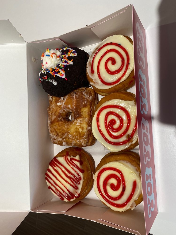 Yonutz Gourmet Donuts and Ice Cream