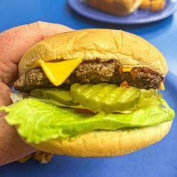 Cheeseburger - Single