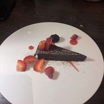 Rancho Bernardo Inn - Flourless Chocolate Cake - Resorts Near Me - San Diego, California Rancho Bernardo Inn - Flourless Chocolate Cake - Resorts Near Me - San Diego, California