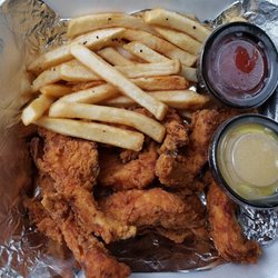Manor House Restaurant At Wedgefield - Chicken Fingers