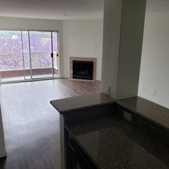 Pro Express Moving - Clean work - Movers Near Me - Los Angeles, California Pro Express Moving - Clean work - Movers Near Me - Los Angeles, California