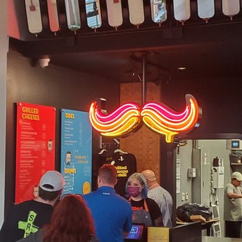 Papi Queso - New American Near Me - Charlotte, North Carolina