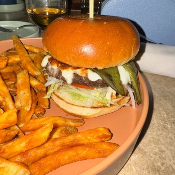 Esperanza on the Rooftop - The burger, good, not great - Beer Bar Near Me - Paso Robles, California