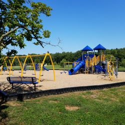 Kimmel Park - Modern playground to the northeast