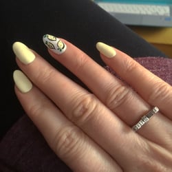 Sacha's - Nails & Makeup - #LEMONADE
