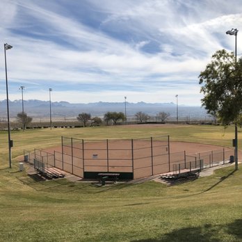 Mountain View Park - Great day for baseball - Parks Near Me - Laughlin, Nevada