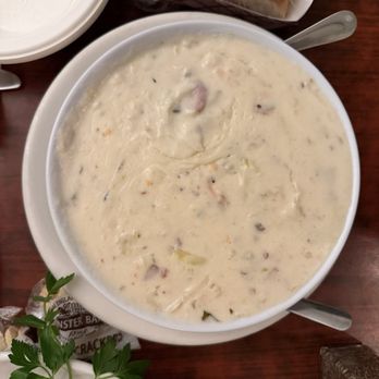 Phil's Fish Market & Eatery - Clam chowder - Seafood Near Me - Castroville, California Phil's Fish Market & Eatery - Clam chowder - Seafood Near Me - Castroville, California