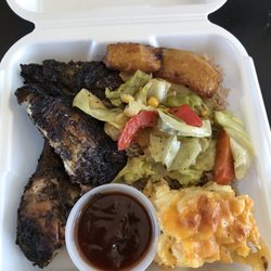 The Jerk Kitchen - Jerk chicken plate