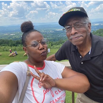 Carter Mountain Orchard - Daddy daughter time in the mountains! - Pick Your Own Farms Near Me - Charlottesville, Virginia