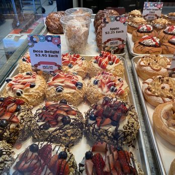 Mojo Donuts - Donuts Near Me - Pembroke Pines, Florida Mojo Donuts - Donuts Near Me - Pembroke Pines, Florida